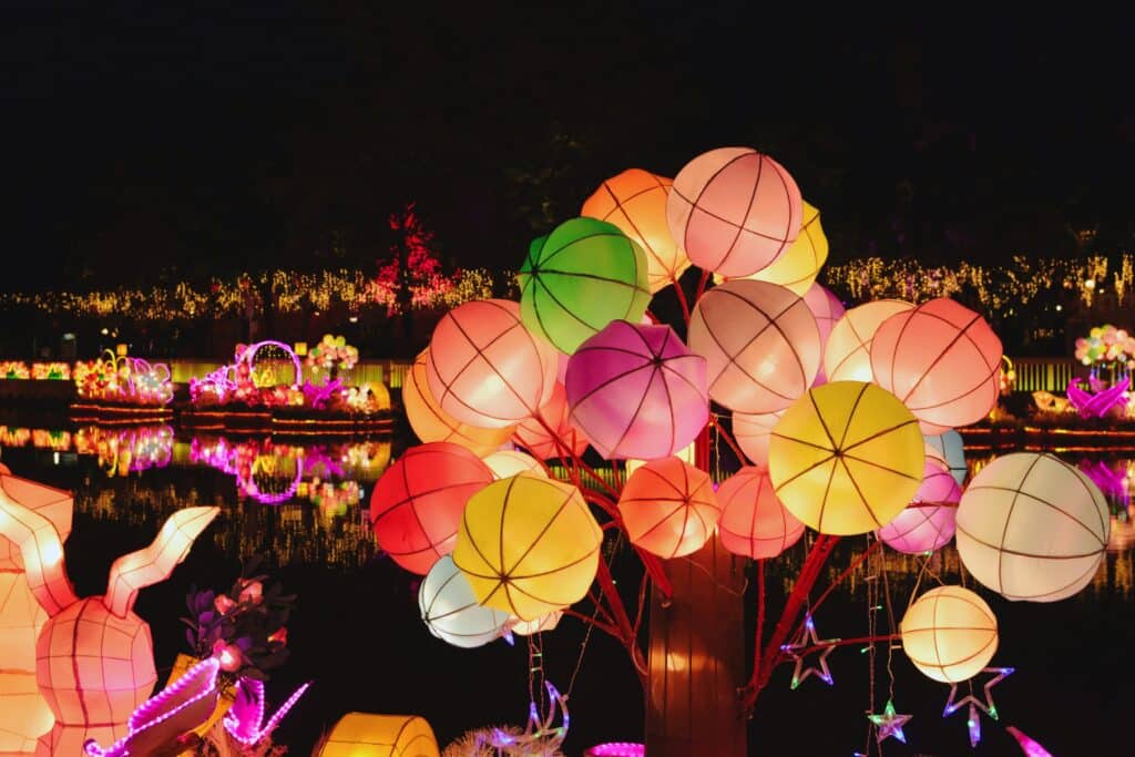 colorful-chinese-balloons