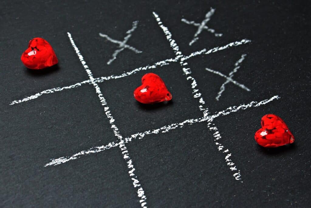 tic tac toe with hearts