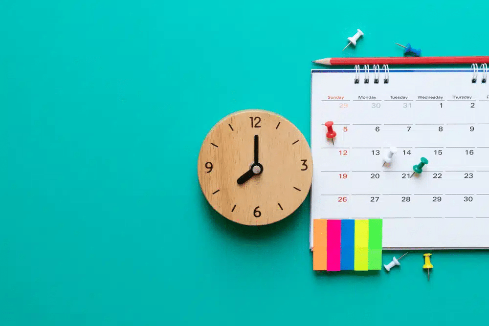 Calendar, clock and post-its