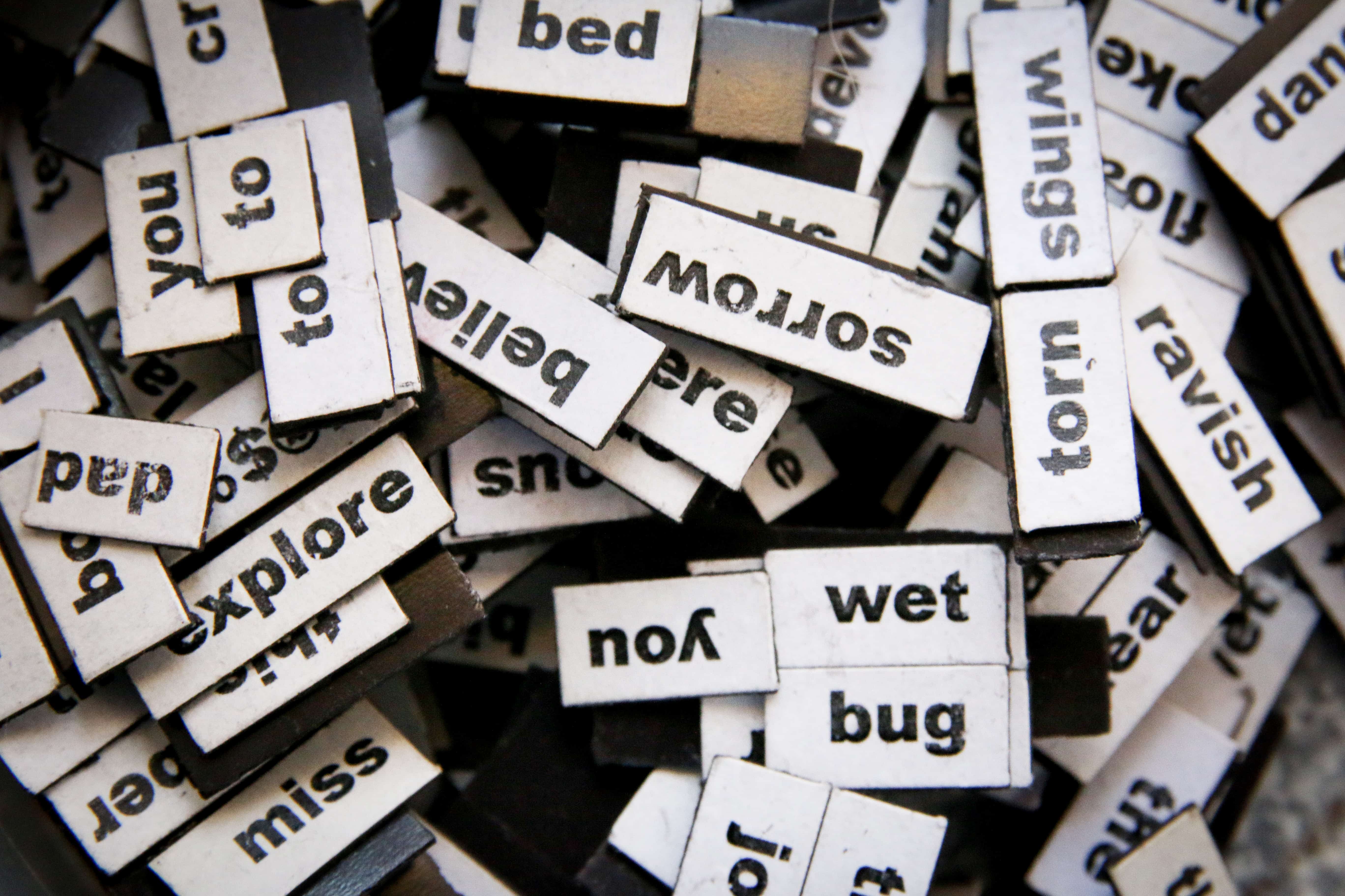 A pile of magnetic English words