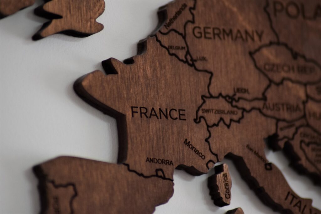 Photo by Anthony Beck: https://www.pexels.com/photo/close-up-photo-of-wooden-jigsaw-map-4278036/