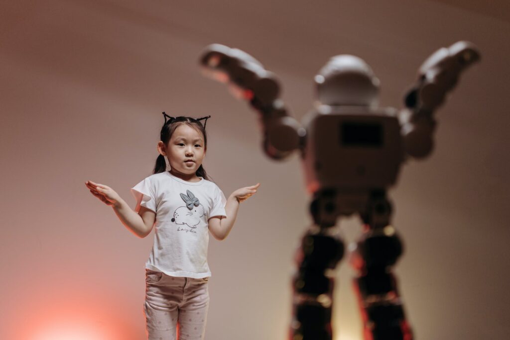 robot-imitating-little-girl's-movement