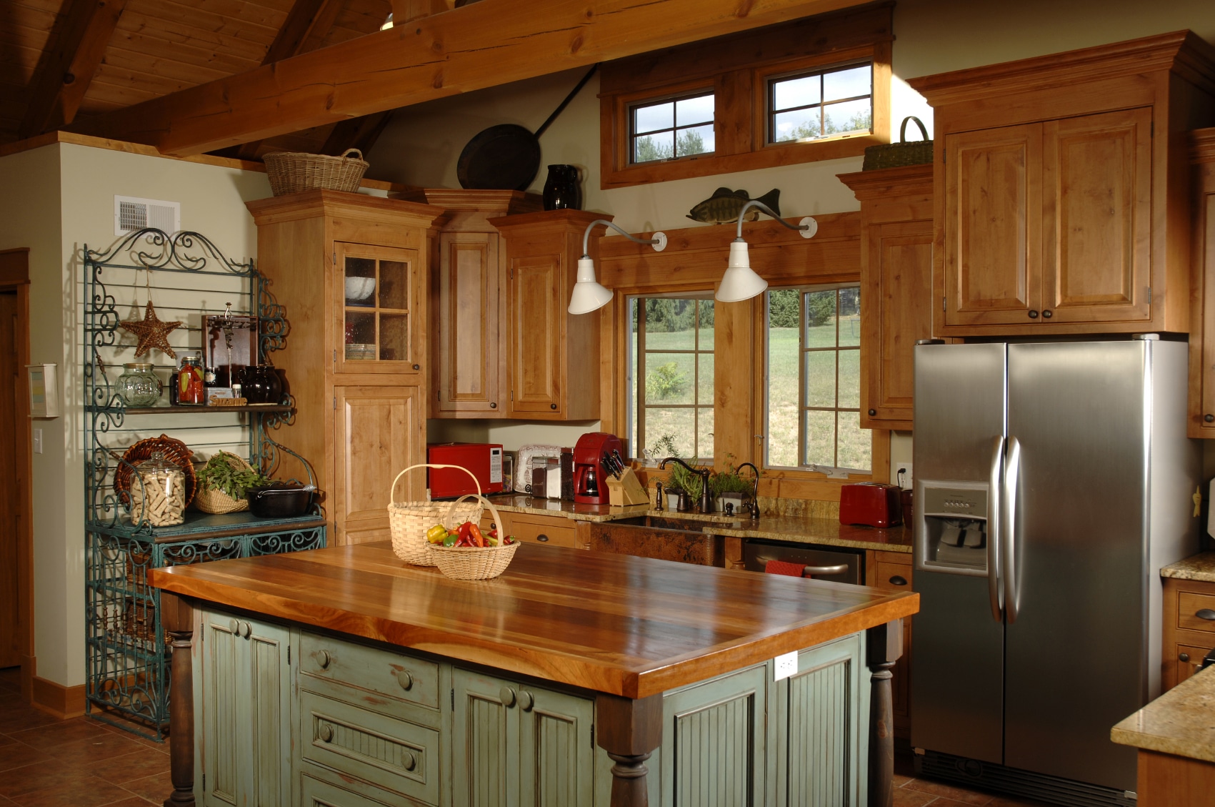 nice-kitchen-with-wooden-details