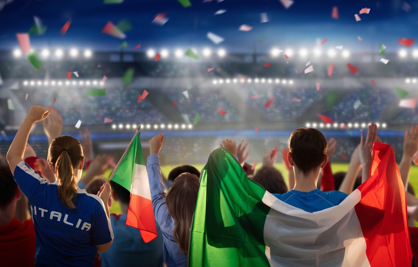 Italy-football-fans-in-stadium