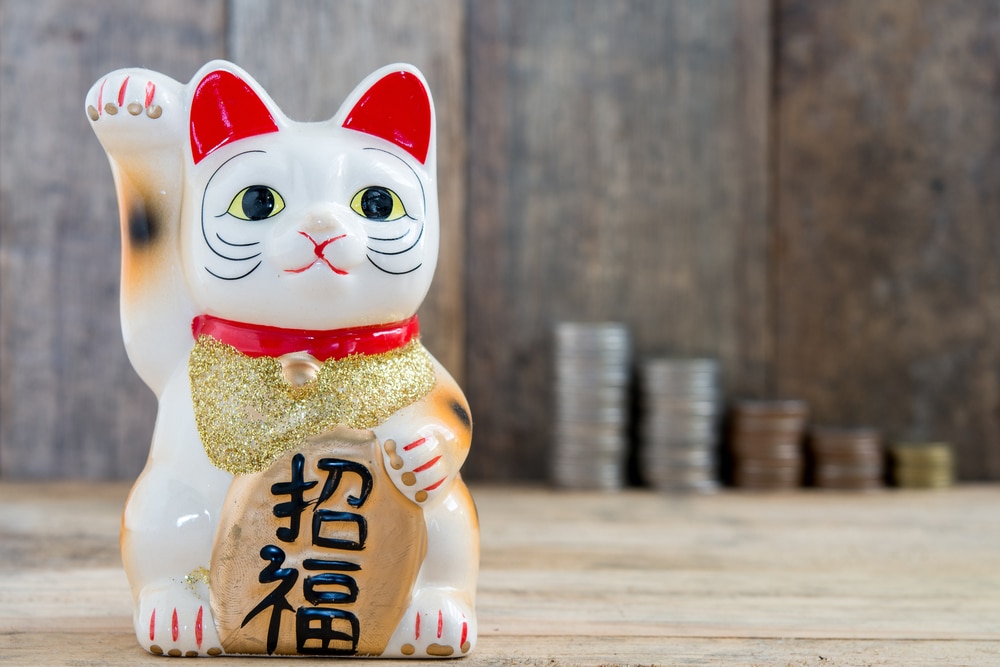 lucky cat in japan
