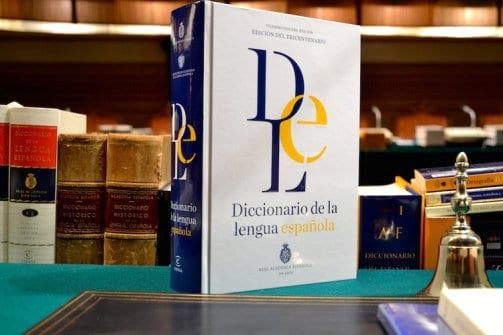 8 Dynamic Dictionaries in Spanish Only