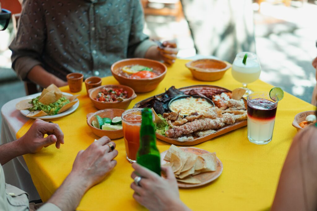 how-to-order-food-in-mexico-table-with-food