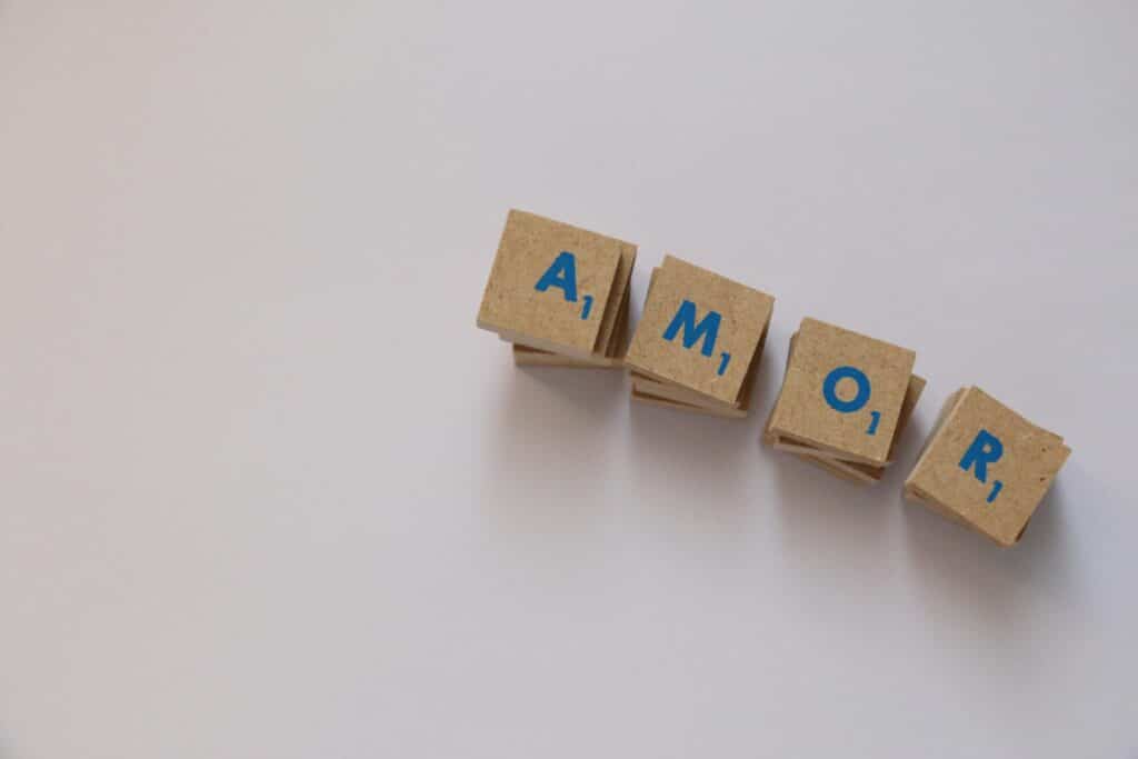 scrabble-tiles-spelling-out-the-word-amor
