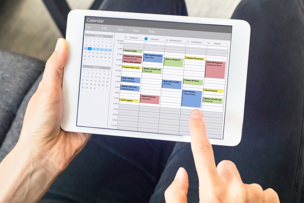 calendar-app-on-tablet