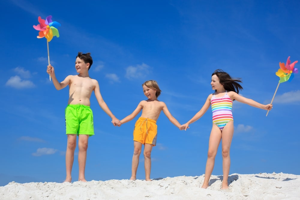50 English Beach Vocabulary Words for Summer | FluentU